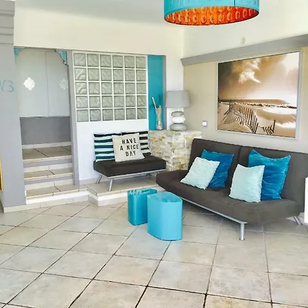 Le 3 Apartment